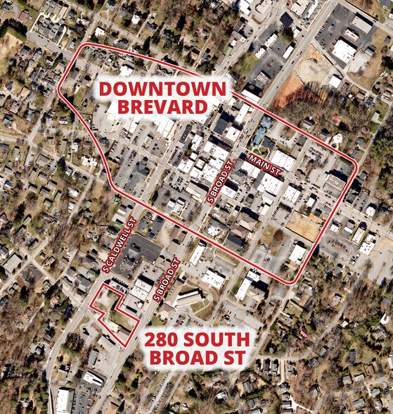 280 S Broad St, Brevard, NC à vendre - Photo de l’immeuble – Image 2 sur 12