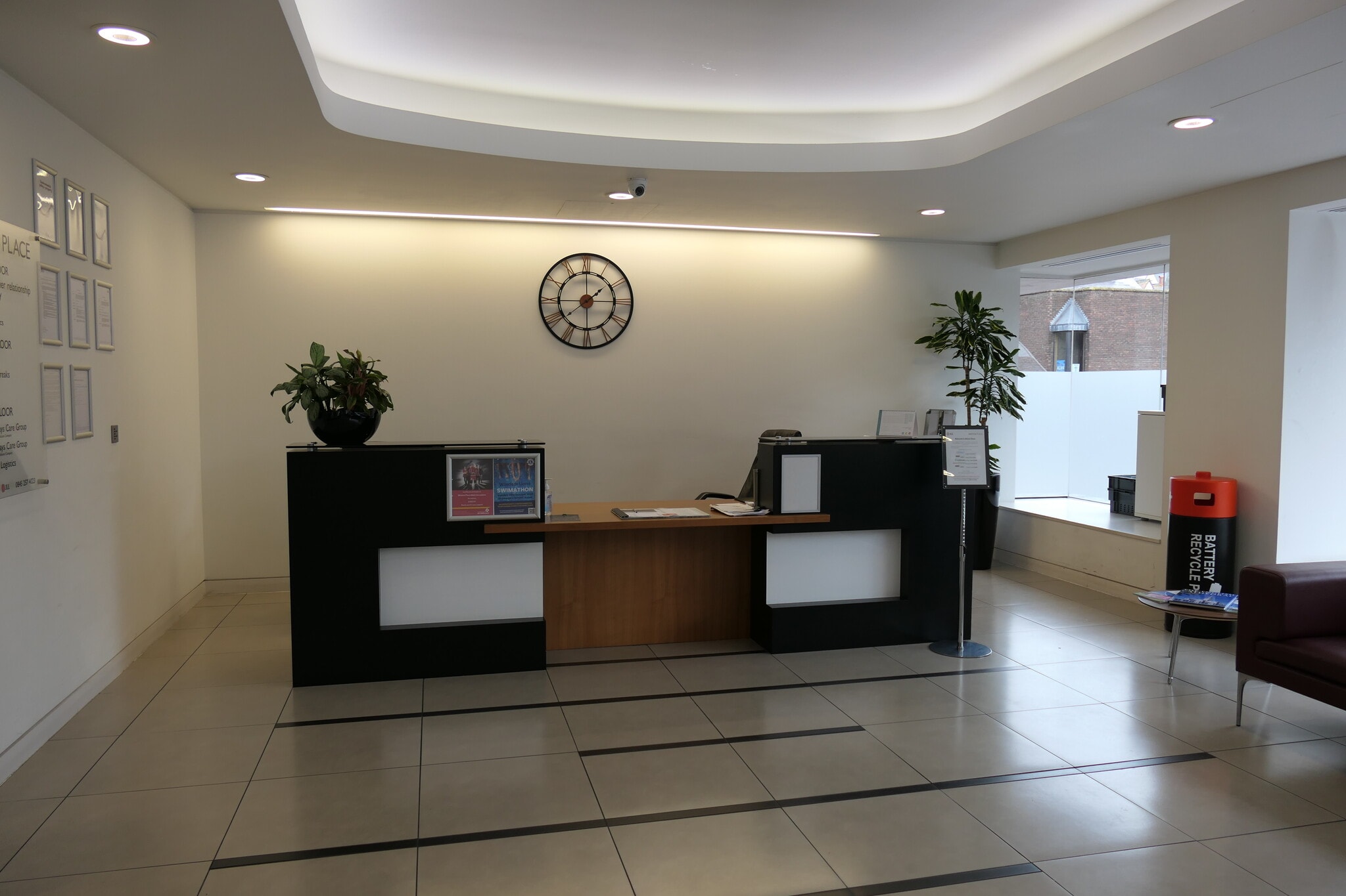 Victoria St, Windsor à louer Photo intérieure– Image 1 sur 9