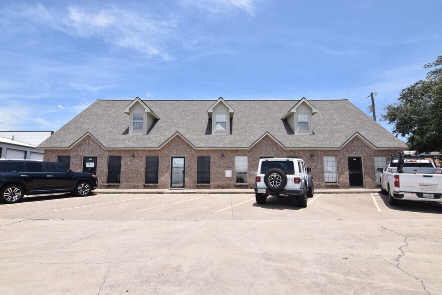 1506 Paseo Del Plata, Temple, TX à louer - Photo de l’immeuble – Image 1 sur 18