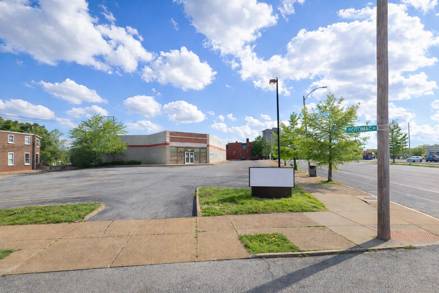 3510 Gravois Ave, Saint Louis, MO à vendre Photo principale– Image 1 sur 15