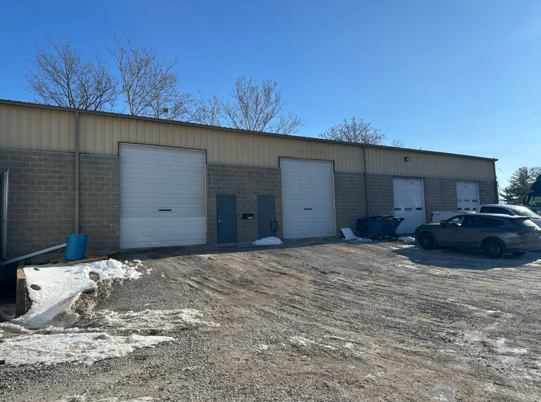 9735 Gravois Rd, Affton, MO à louer - Photo principale – Image 1 sur 10