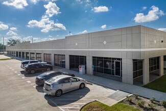 Plus de détails pour 10110 W Sam Houston Pky S, Houston, TX - Local d'activités à louer