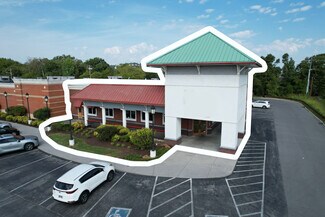 Plus de détails pour 605-699 Parkway, Sevierville, TN - Local commercial à louer