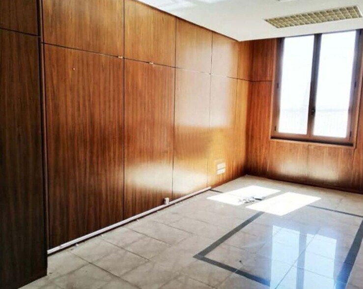 View Photo