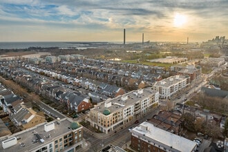 1781-1809 Queen St E, Toronto, ON - VUE AÉRIENNE vue de carte