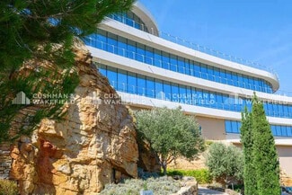 Plus de détails pour 147 Avenue Du Jujubier, La Ciotat - Bureau à louer