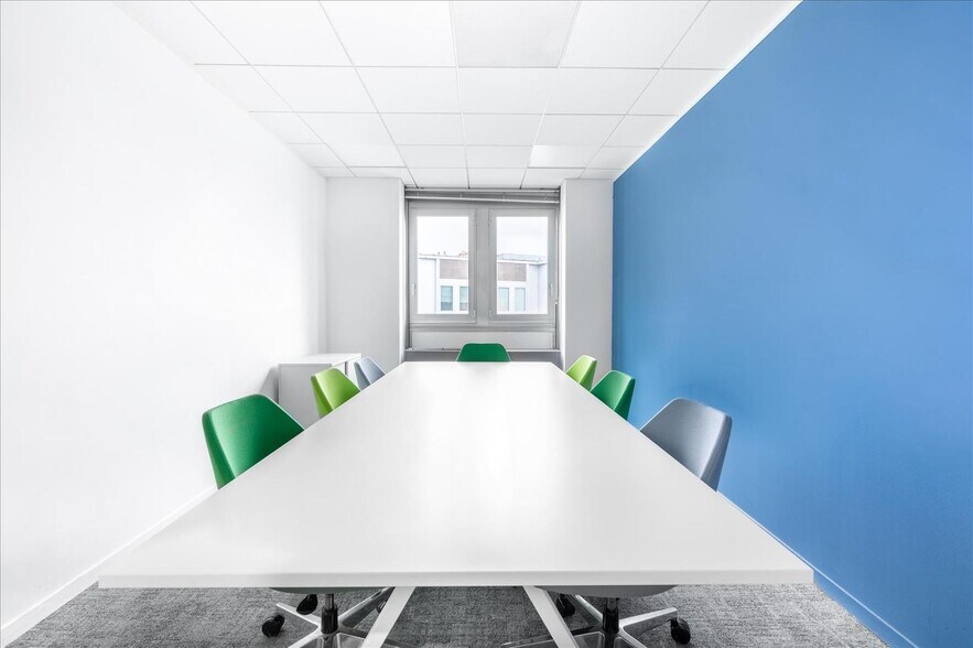 12/14 Rond-Point Des Champs Elysées-Marcel Dassault, Paris à louer - Photo de l’immeuble – Image 1 sur 5