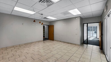 3585 E Flamingo Rd, Las Vegas, NV à louer Photo intérieure– Image 2 sur 9