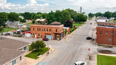 303 E Main St, Mount Olive, IL - VUE AÉRIENNE  vue de carte - Image1