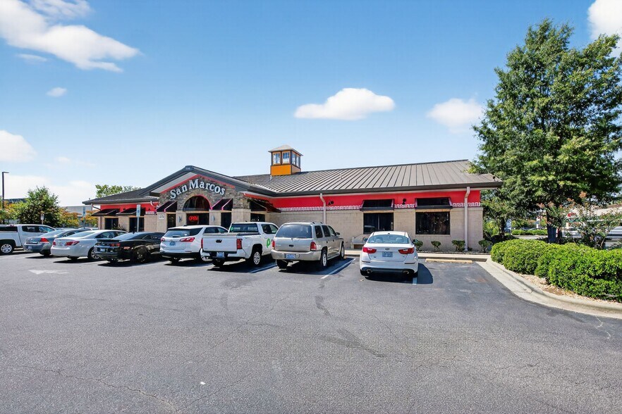 275 N Equity Dr, Smithfield, NC à vendre - Photo de l’immeuble – Image 1 sur 14