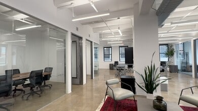 20 W 22nd St, New York, NY à louer - Vidéo sur l’annonce professionnelle