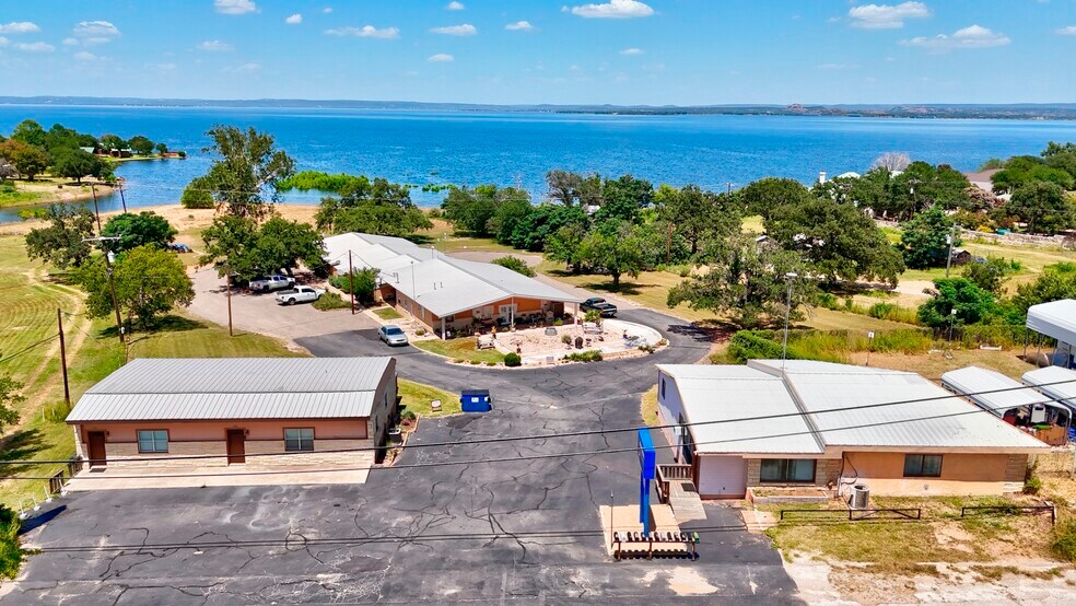 930 Ranch Road 261, Buchanan Dam, TX à vendre - Photo de l’immeuble – Image 3 sur 29