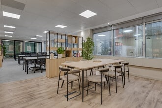 3 Shortlands, Londres à louer Photo intérieure– Image 2 sur 4