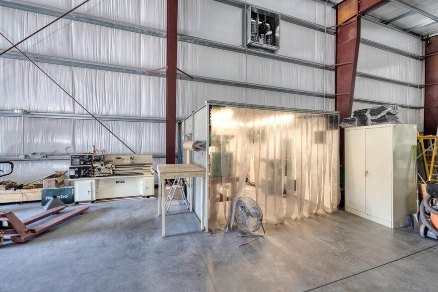 3663 Southland Dr, Flowery Branch, GA à vendre - Photo intérieure – Image 3 sur 52