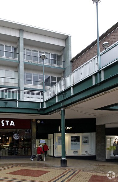 39-41 The Precinct, Coventry à vendre - Photo de l’immeuble – Image 3 sur 3