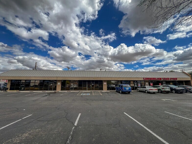 3001 E Thomas Rd, Phoenix, AZ à vendre - Photo de l’immeuble – Image 3 sur 3