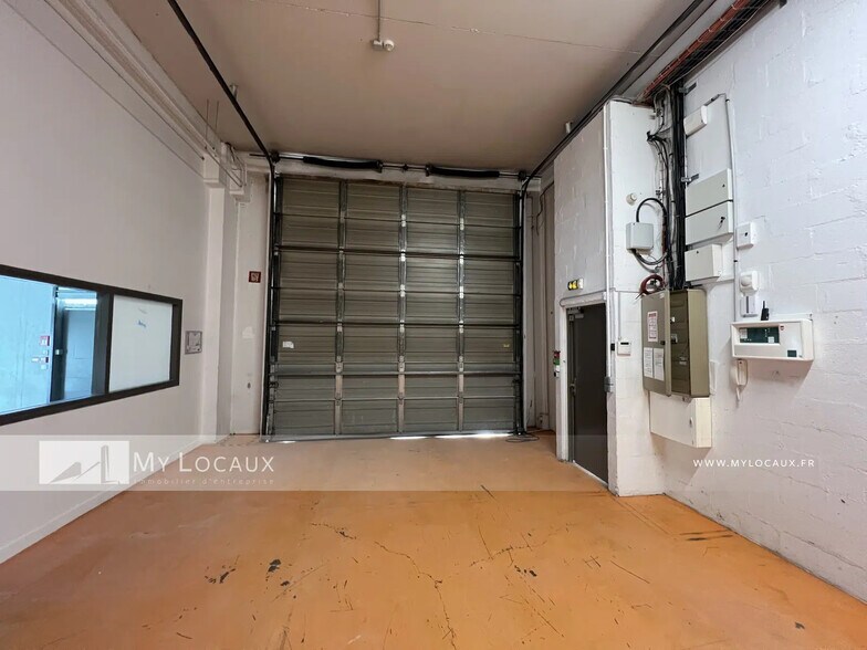 86 Avenue Louis Roche, Gennevilliers à louer - Photo de l’immeuble – Image 2 sur 6
