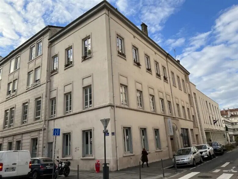 Bureau dans Lyon à louer - Photo de l’immeuble – Image 1 sur 4