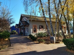 317 NW Gilman Blvd, Issaquah, WA à louer Photo intérieure– Image 1 sur 3
