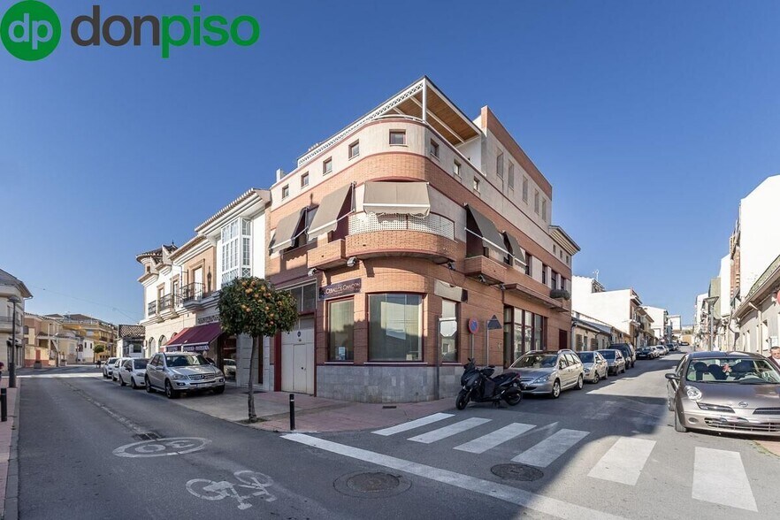 Calle Santa Adela, 1, Peligros, Granada à vendre - Photo de l’immeuble – Image 2 sur 8