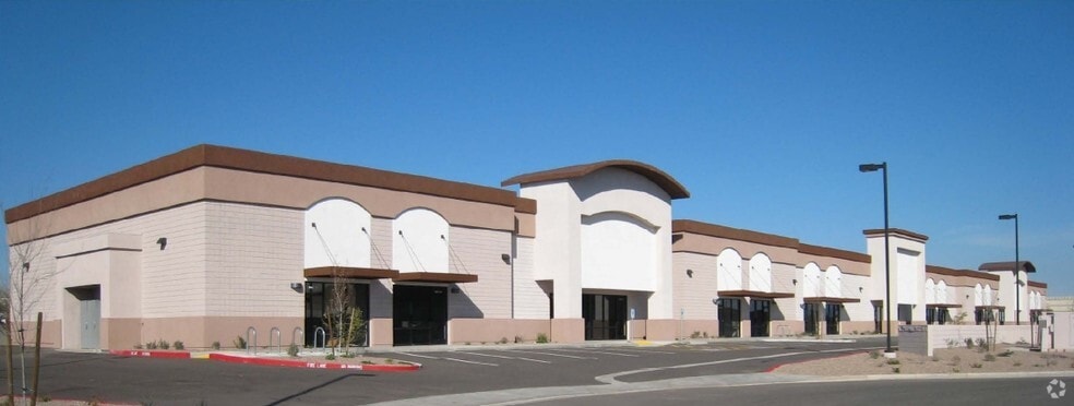 1324 N Farrell Ct, Gilbert, AZ à vendre - Photo de l’immeuble – Image 2 sur 107