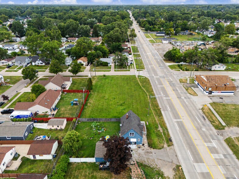 1410 S Merriman Rd, Westland, MI à vendre - Photo de l’immeuble – Image 3 sur 14