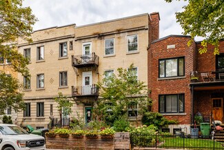 Plus de détails pour 2321 Av De Hampton, Montréal, QC - Logement à vendre