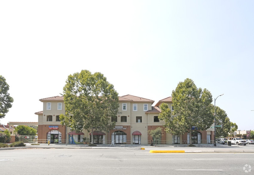 1399 S Winchester Blvd, San Jose, CA à vendre - Photo de l’immeuble – Image 2 sur 8
