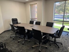 690 Taylor Rd, Gahanna, OH à louer Photo intérieure– Image 2 sur 2