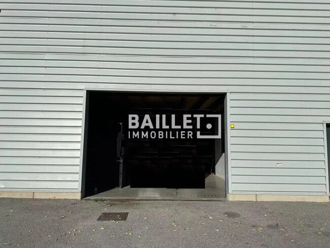 Plus de détails pour Industriel/Logistique à louer