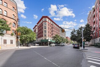 Plus de détails pour 188 St Nicholas Ave, New York, NY - Logement à vendre