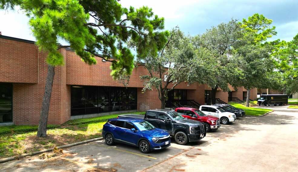 500-525 Garden Oaks Blvd, Houston, TX à louer - Photo de l’immeuble – Image 3 sur 10