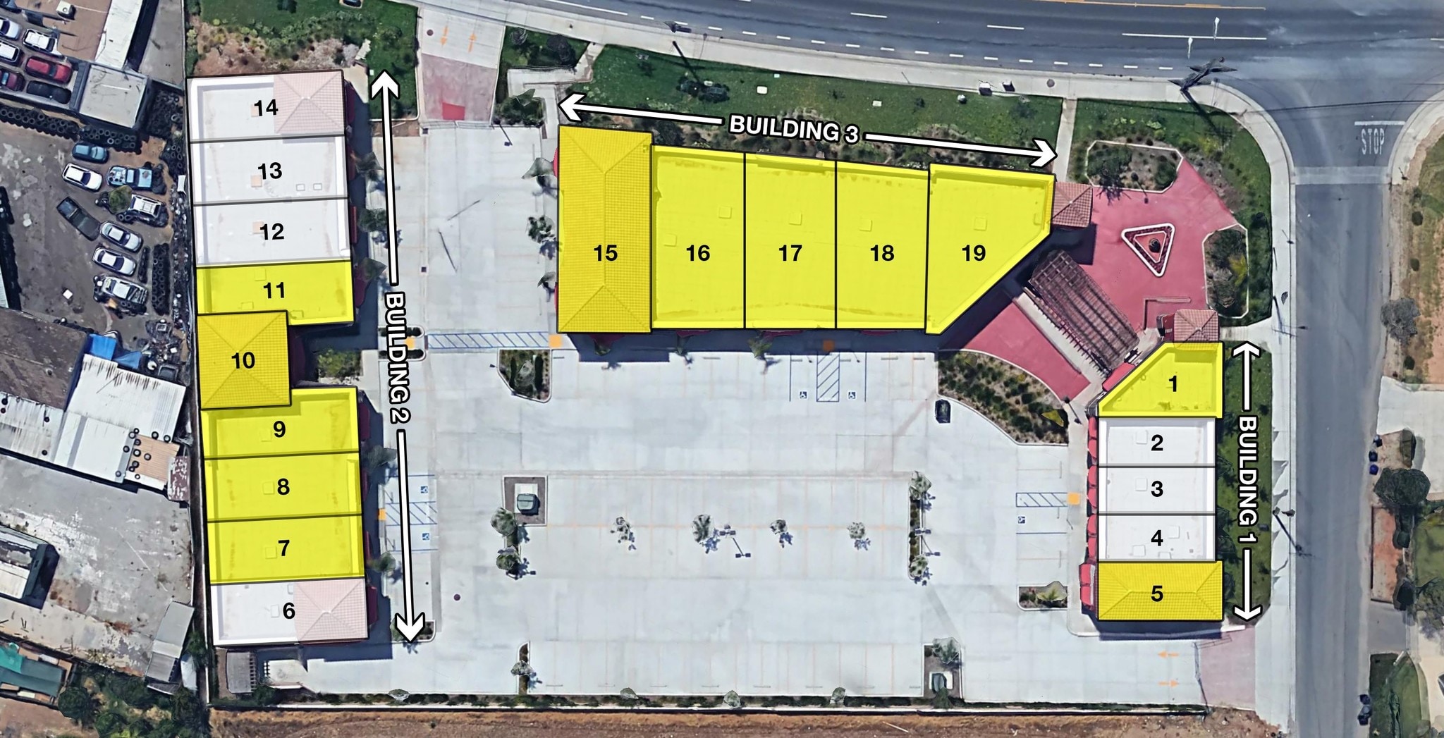 10465 Arlington Ave, Riverside, CA à louer Photo de l’immeuble– Image 1 sur 1