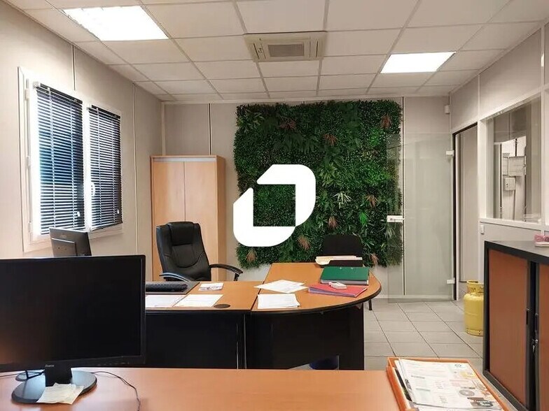 Bureau dans Baillargues à louer - Photo de l’immeuble – Image 2 sur 8