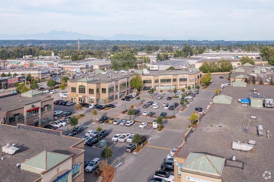 12888 80th Ave, Surrey, BC à vendre - Photo de l’immeuble – Image 2 sur 5