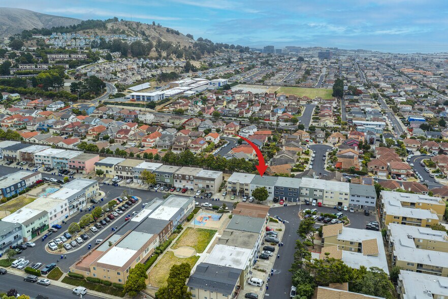 324 Susie Way, South San Francisco, CA à vendre - Photo de l’immeuble – Image 3 sur 3