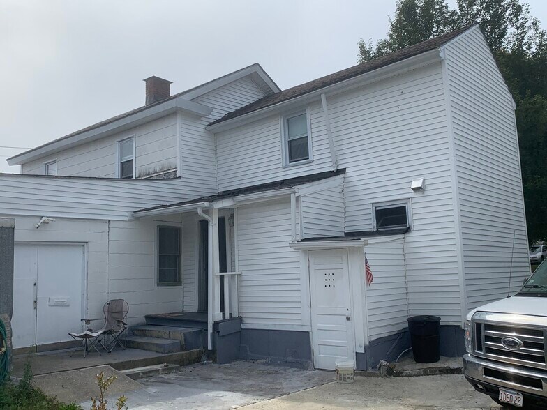 334 Columbus Ave, Pittsfield, MA à vendre - Photo de l’immeuble – Image 3 sur 41