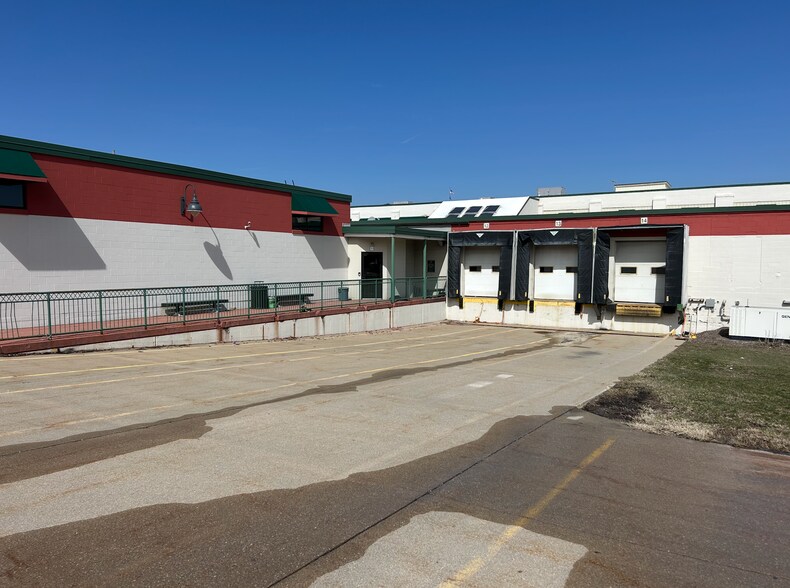 1500 Buchanan Ave SW, Grand Rapids, MI à louer - Photo de l’immeuble – Image 3 sur 5