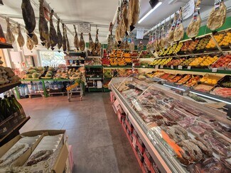 Plus de détails pour Local commercial à louer