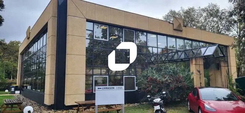 Bureau dans Pessac à louer - Photo de l’immeuble – Image 1 sur 11