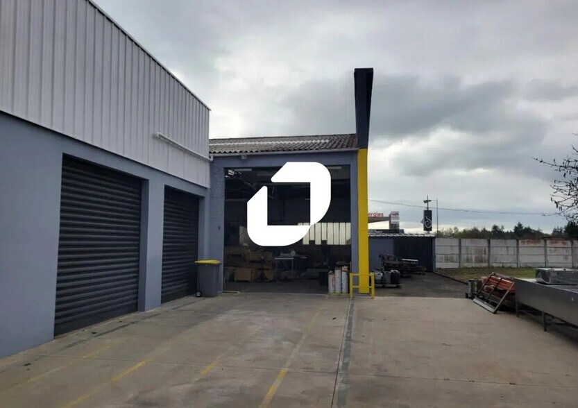 Industriel/Logistique dans Geneston à vendre - Photo de l’immeuble – Image 3 sur 6