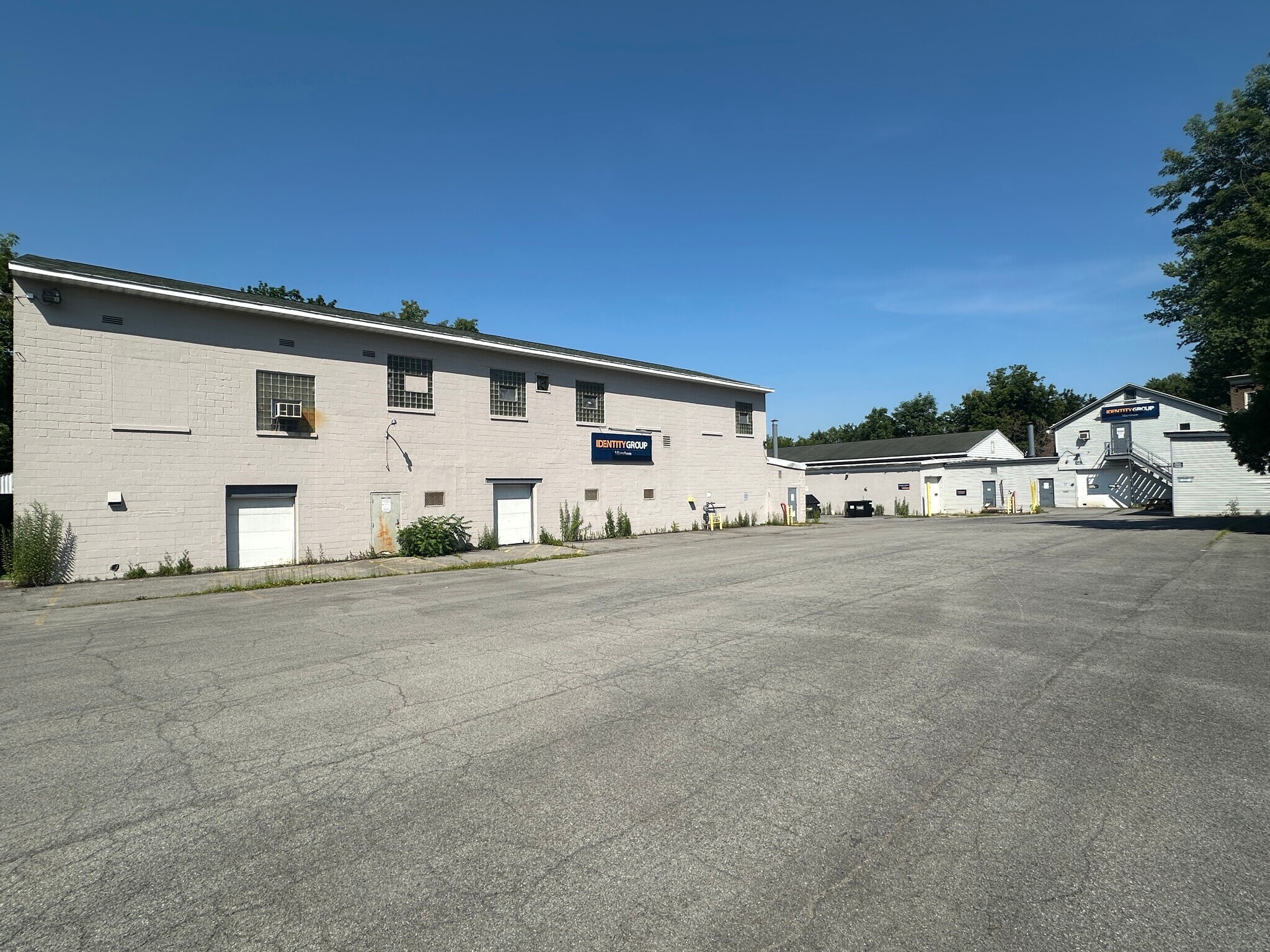 31 Faass Ave, Utica, NY à louer Photo de l’immeuble– Image 1 sur 4