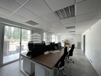Plus de détails pour Bureau à vendre