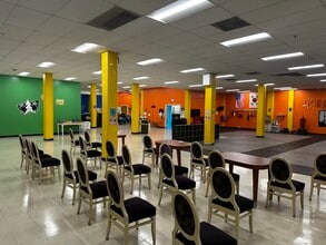 404 Huffman Mill Rd, Burlington, NC à louer Photo intérieure– Image 2 sur 8