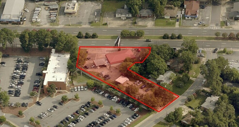 2406 Manchester Expy, Columbus, GA à louer - Photo de l’immeuble – Image 2 sur 2