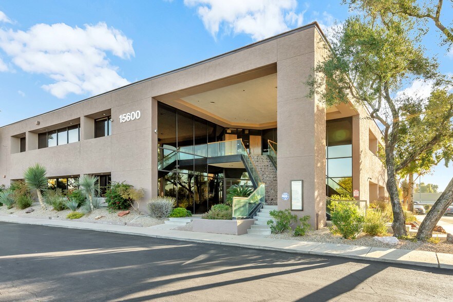 15600-15650 N Black Canyon Hwy, Phoenix, AZ à vendre - Photo de l’immeuble – Image 3 sur 19