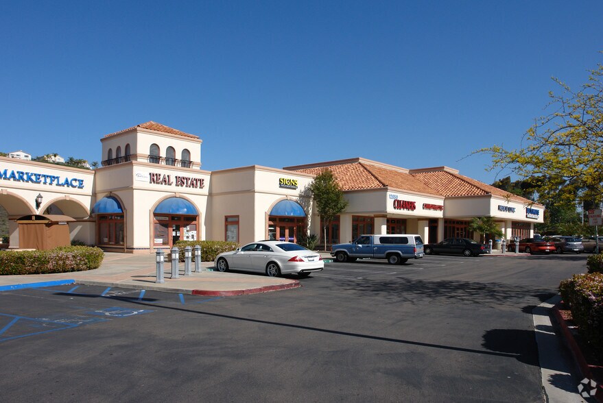 12650 Sabre Springs Pky, San Diego, CA à louer - Photo de l’immeuble – Image 2 sur 3