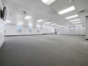 150 Hopper Ave, Waldwick, NJ à louer Photo intérieure– Image 1 sur 10