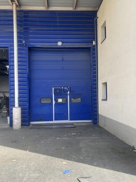 Industriel/Logistique dans Sainte-Geneviève-des-Bois à vendre - Photo de l’immeuble – Image 3 sur 7