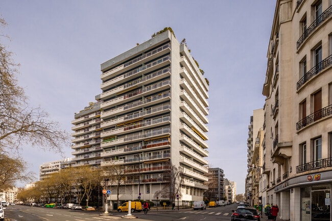 Plus de détails pour 29 Rue Saint-Amand, Paris - Bureau à louer
